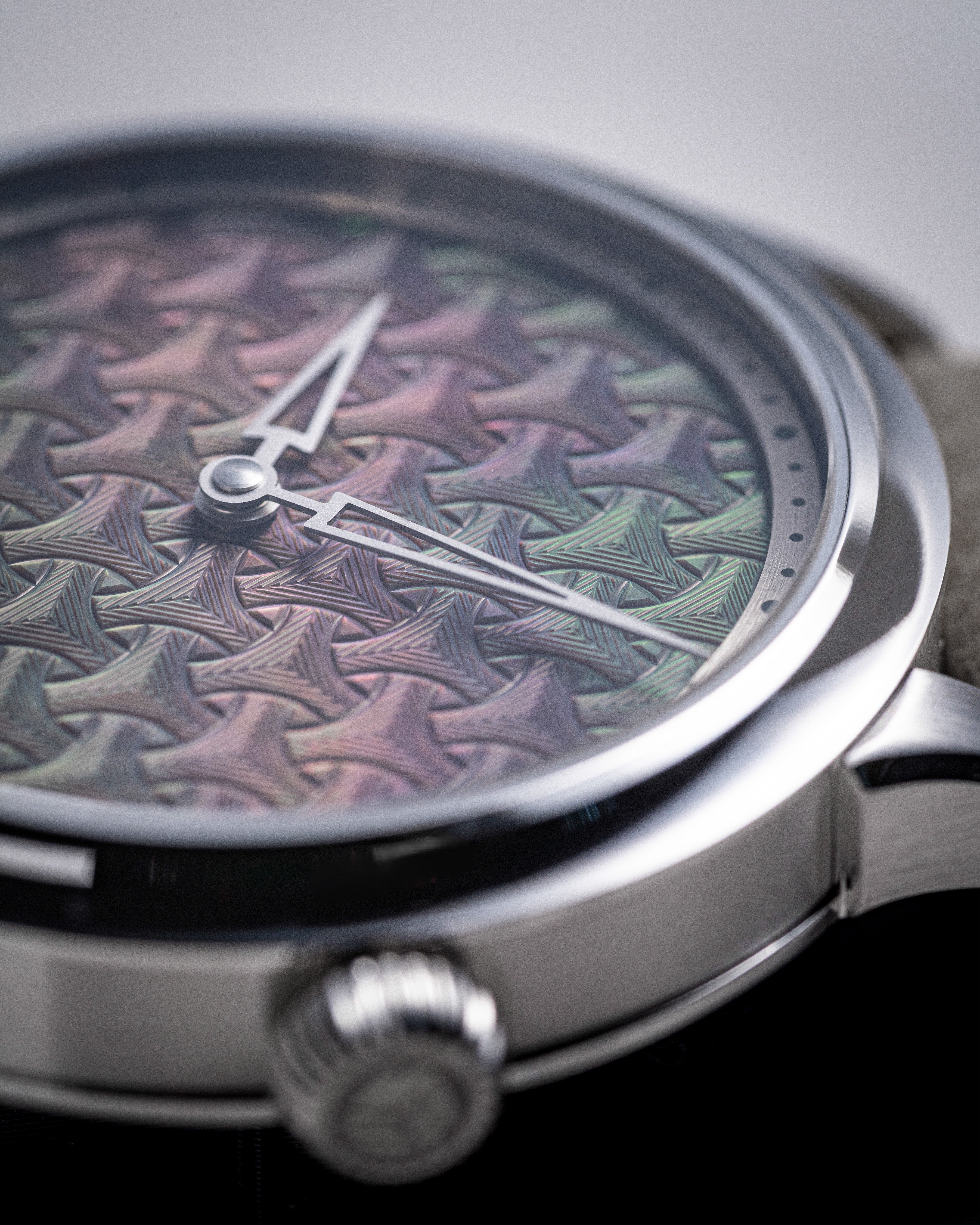 Selten Jui 聚 CNC Guilloche Tahitian Black MoP Pre-Order | WatchinTyme